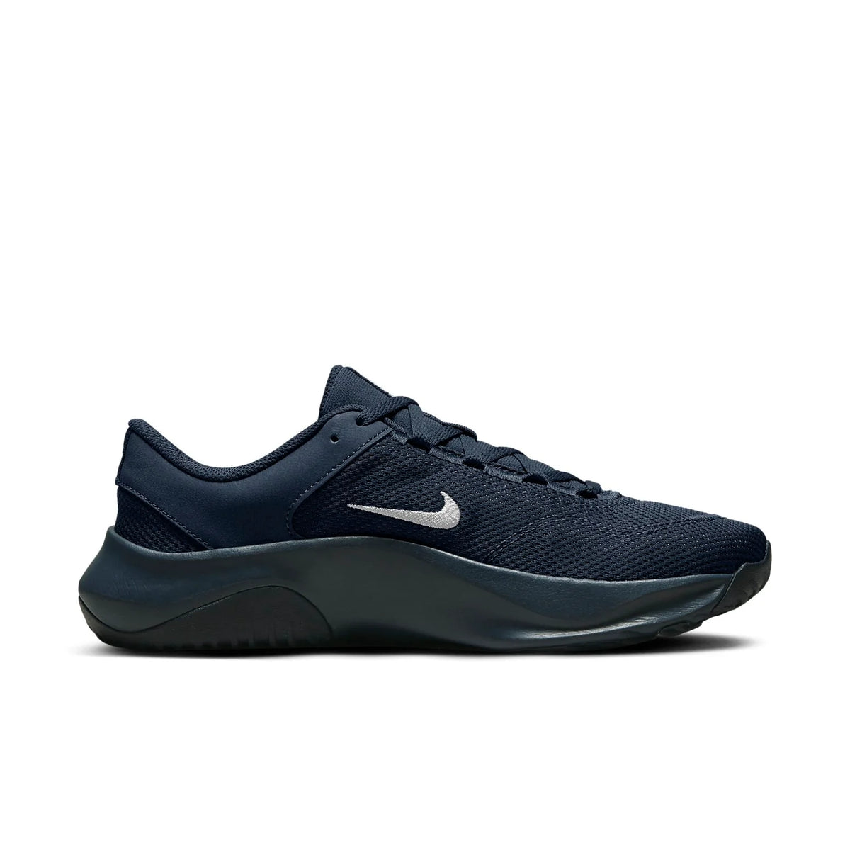 Nike Legend Essential 3 Next Nature (NN) Size 7.5