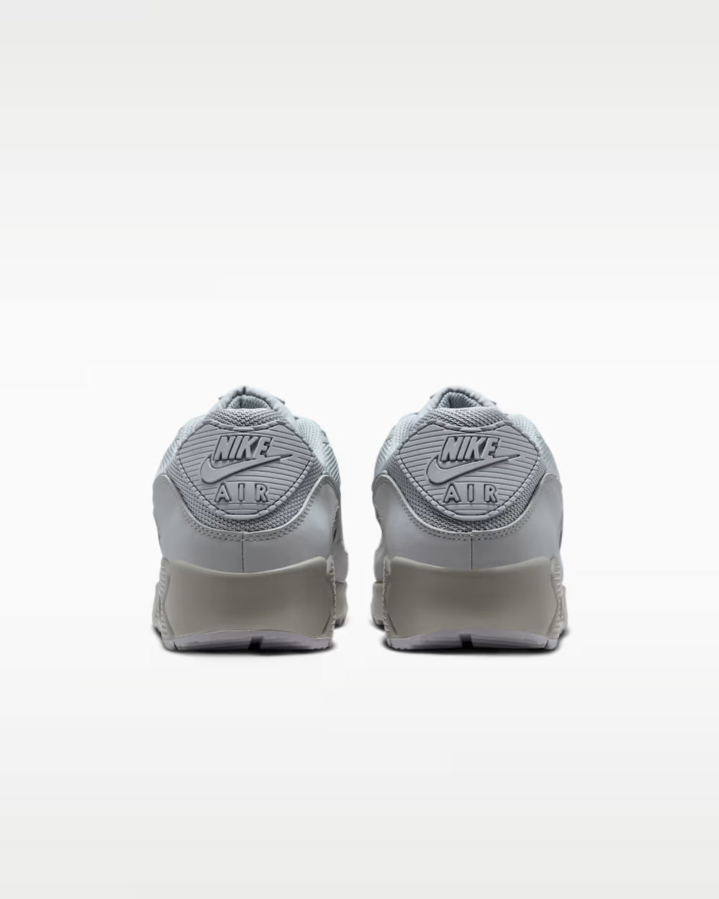 Nike Air Max 90.  Talla 8