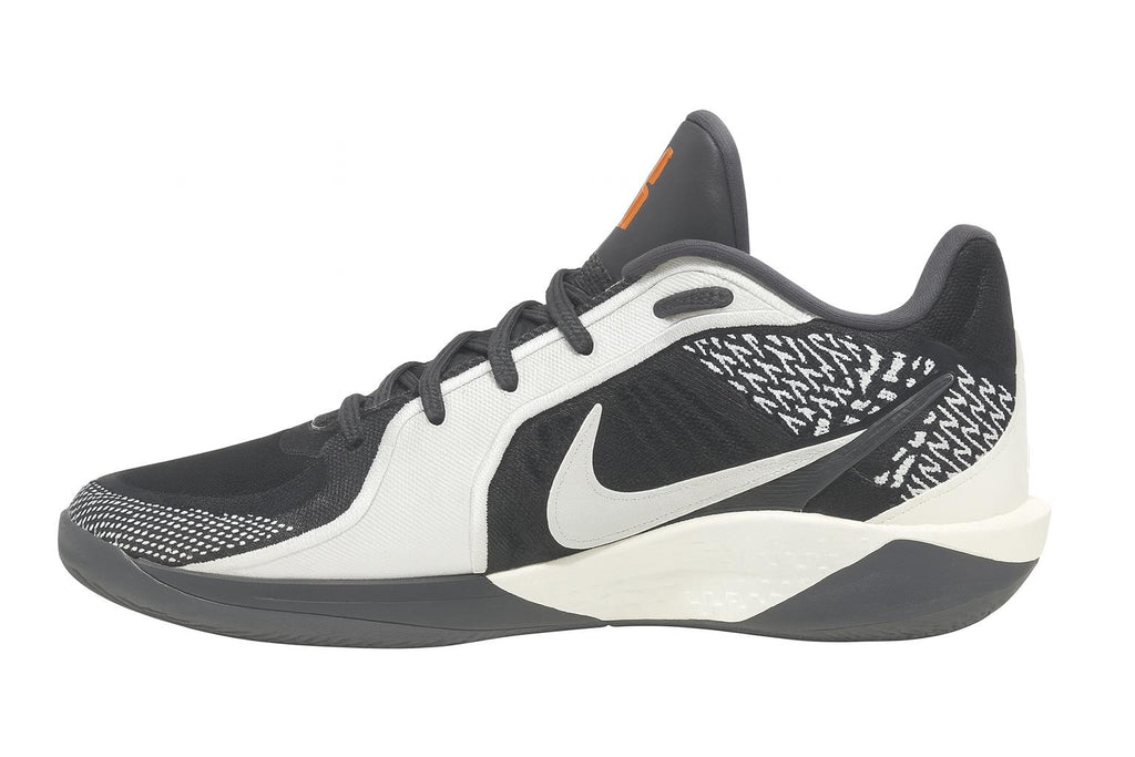 NIKE SABRINA 1 Size 8.5