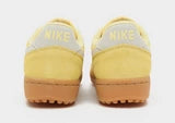 WMNS NIKE FIELD GENERAL
